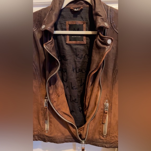 Mauritius leather jacket - Picture 3 of 5